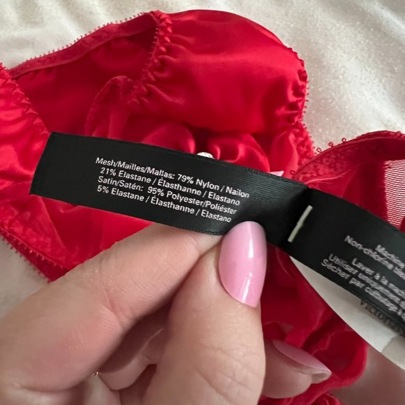 Victoria's Secret Sexy Little Things red Bow Cheekini panties size small nwt - Picture 5 of 8